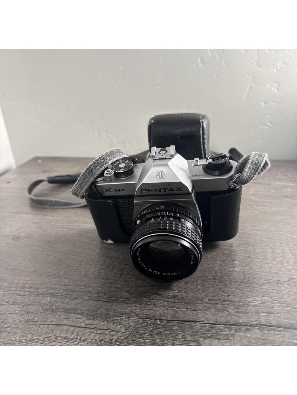 Pentax K1000 35mm SLR Film Camera with PENTAX SMC ASAHI 55mm 1:2 Lens